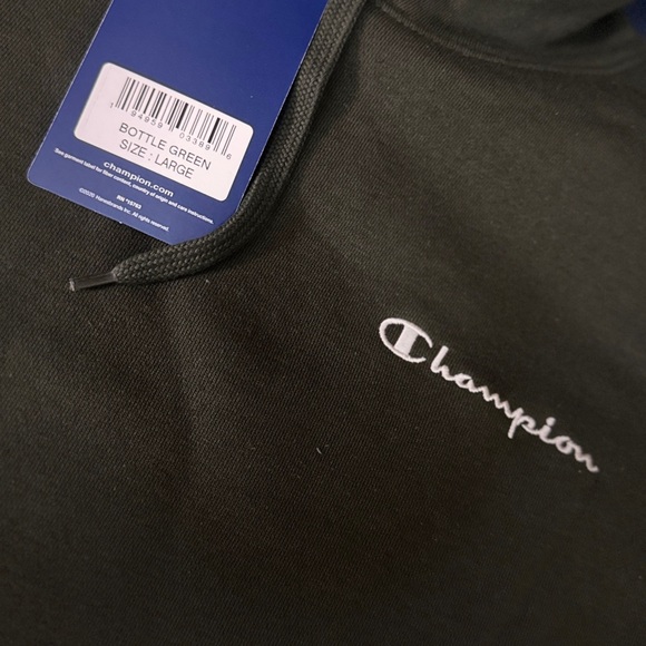 Champion Men's Green Hoodie - Picture 2 of 3